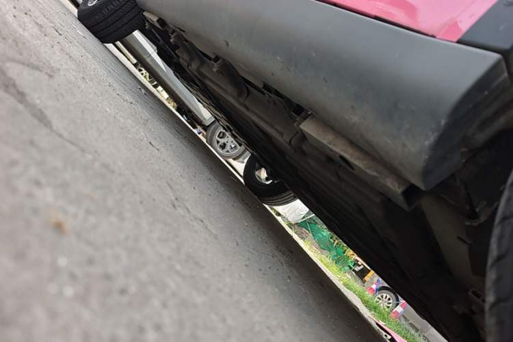 Used Chery QQ Little Ant 2021 200 000-Yuan Ant Fan Edition Talent Version NMC Battery 301 km Right Side Sill