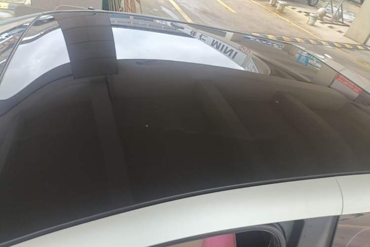 Used Chery QQ Little Ant 2021 150 000 Yuan "Ant Fan" Edition New Ant Cool Version Lithium-Ion Battery Roof