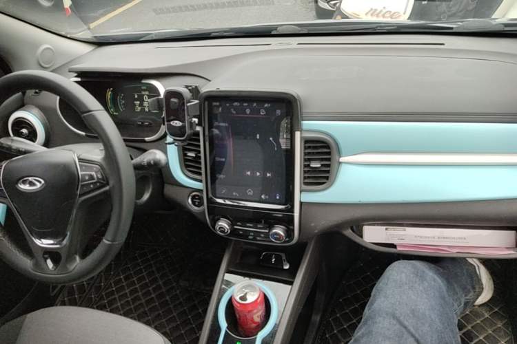 Used Chery QQ Little Ant 2021 150 000 Yuan Ant Fan Edition New Ant Cool Version Lithium Iron Phosphate Center Console