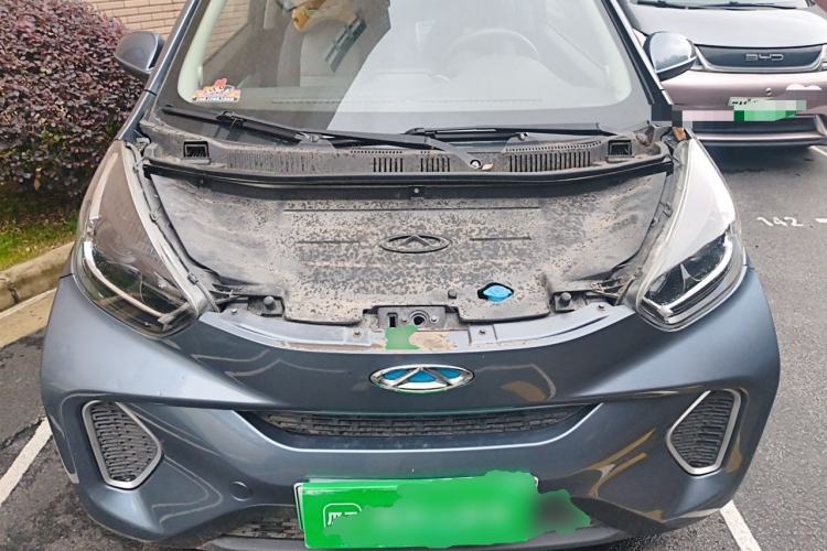 Used Chery QQ Little Ant 2021 200 000-Yuan Ant Fan Edition Talent Version NMC Battery 301 km Engine Bay