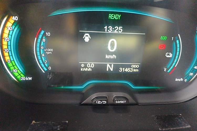 Used Chery QQ Little Ant 2021 200 000-Yuan Ant Fan Edition Talent Version NMC Battery 301 km Odometer Close Up