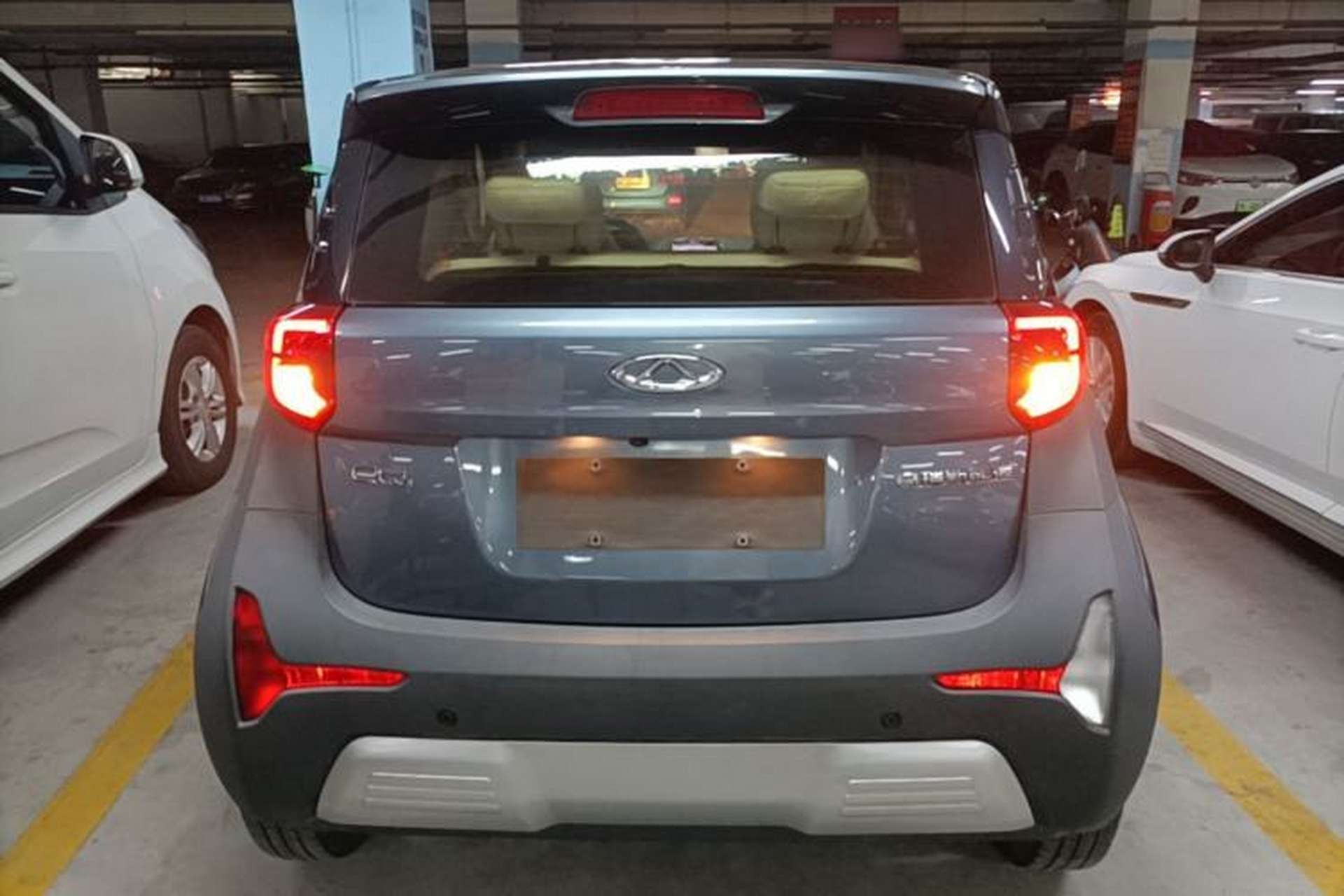 Used Chery QQ Little Ant 2021 200 000-Yuan Ant Fan Edition Talent Version Lithium Iron Phosphate 301 km Rear