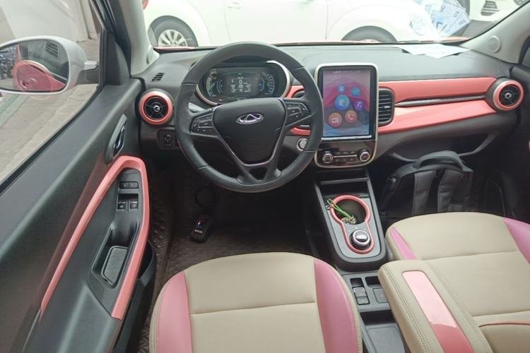 Used Chery QQ Little Ant 2021 200 000-Yuan Ant Fan Edition Talent Version NMC Battery 408 km续航 Steering Wheel