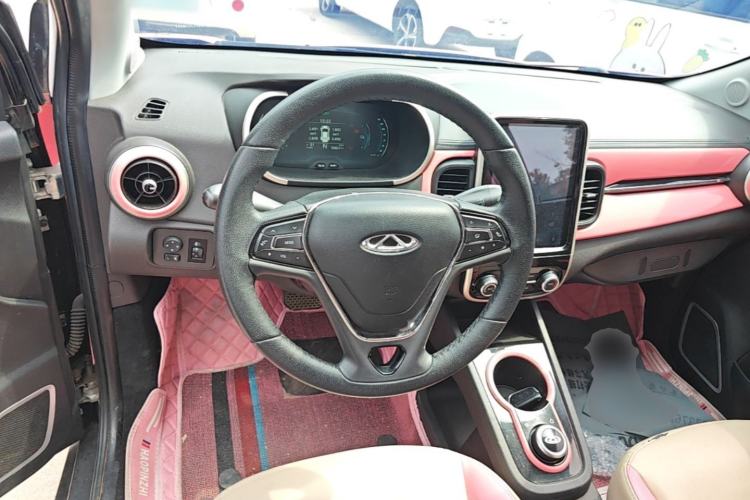 Used Chery QQ Little Ant 2021 150 000 Yuan Ant Fan Edition Queen Version Lithium Iron Phosphate Steering Wheel