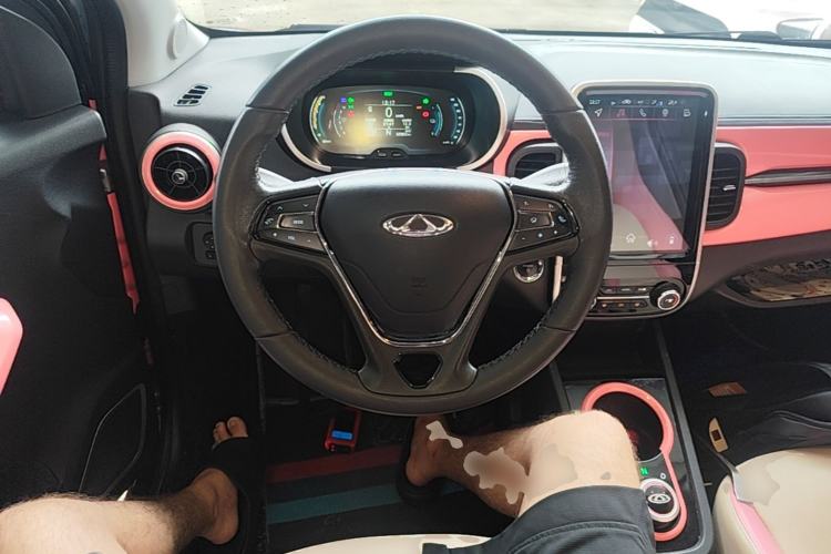 Used Chery QQ Little Ant 2021 200 000-Yuan Ant Fan Edition Talent Version NMC Battery 301 km Steering Wheel