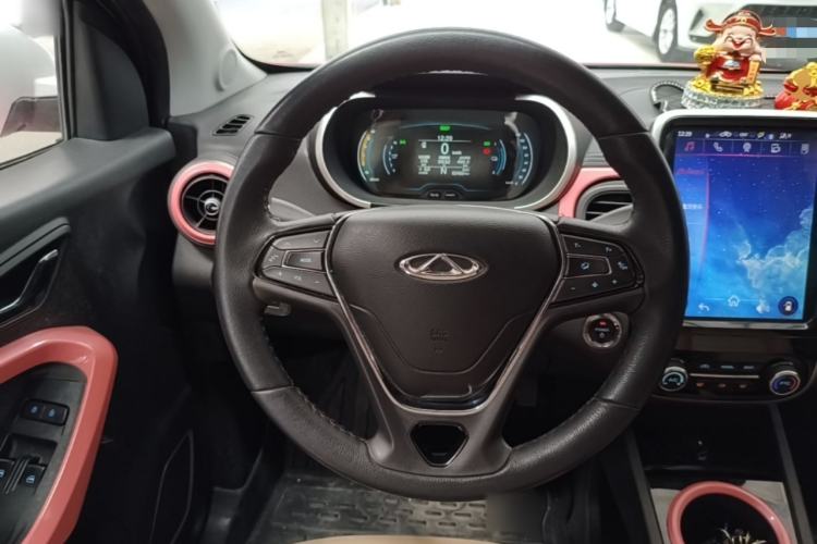 Used Chery QQ Little Ant 2021 200 000-Yuan Ant Fan Edition Talent Version NMC Battery 301 km Steering Wheel