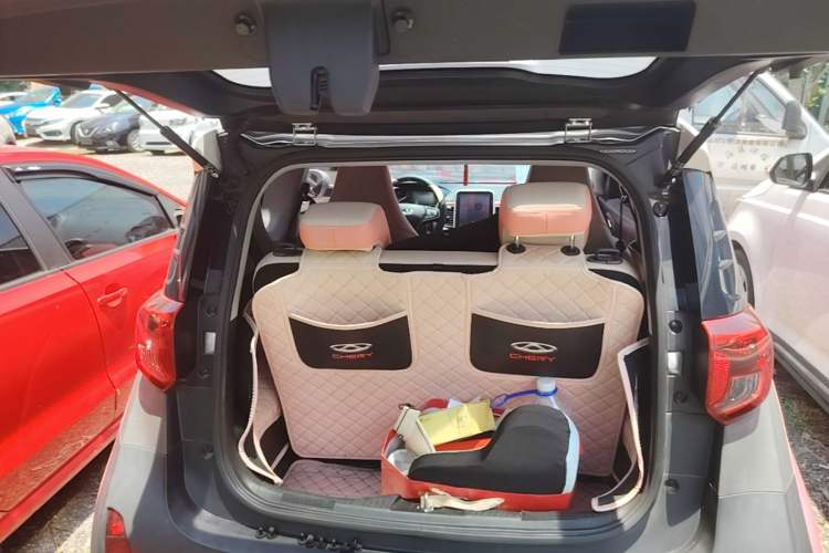 Used Chery QQ Little Ant 2021 150 000 Yuan "Ant Fan" Edition New Ant Cool Version Lithium-Ion Battery Trunk