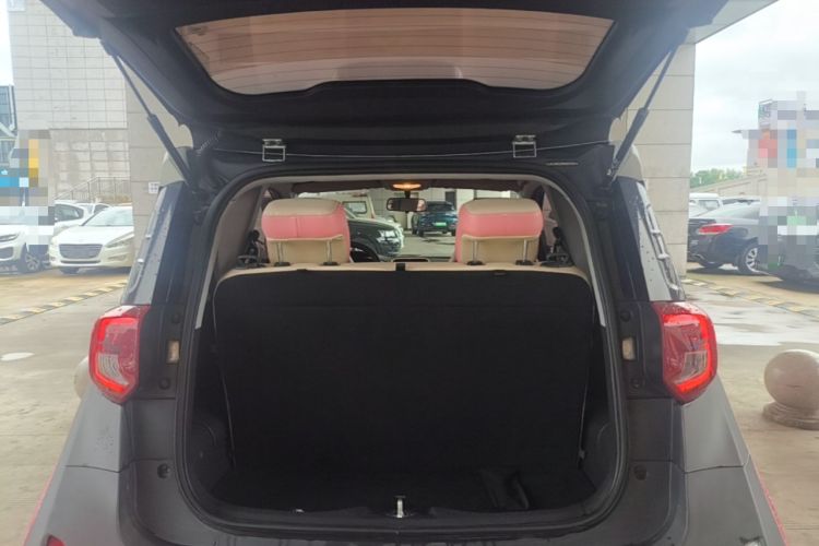 Used Chery QQ Little Ant 2021 150 000 Yuan "Ant Fan" Edition New Ant Cool Version Lithium-Ion Battery Trunk