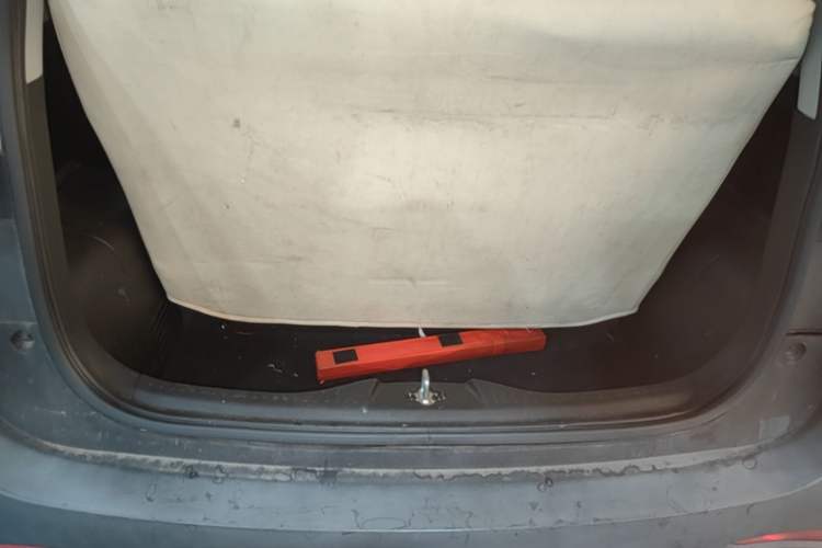 Used Chery QQ Little Ant 2021 200 000 Yuan Ant Fan Edition Energized Version NMC Lithium Battery 408 km Trunk