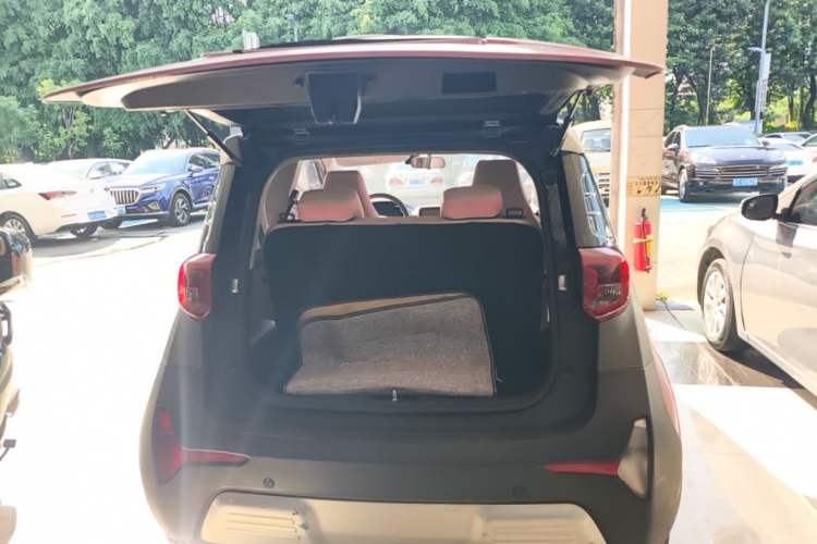 Used Chery QQ Little Ant 2021 200 000-Yuan Ant Fan Edition Talent Version NMC Battery 301 km Trunk
