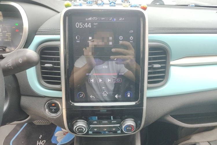 Used Chery QQ Little Ant 2021 150 000 Yuan Ant Fan Edition Ant Stylish Version Lithium-Ion Battery Audio And AC Panel