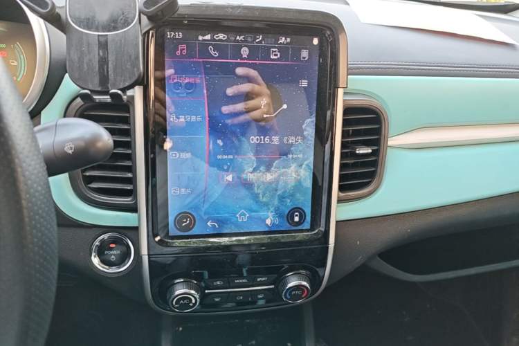 Used Chery QQ Little Ant 2021 200 000-Yuan Ant Fan Edition Talent Version NMC Battery 301 km Audio And AC Panel