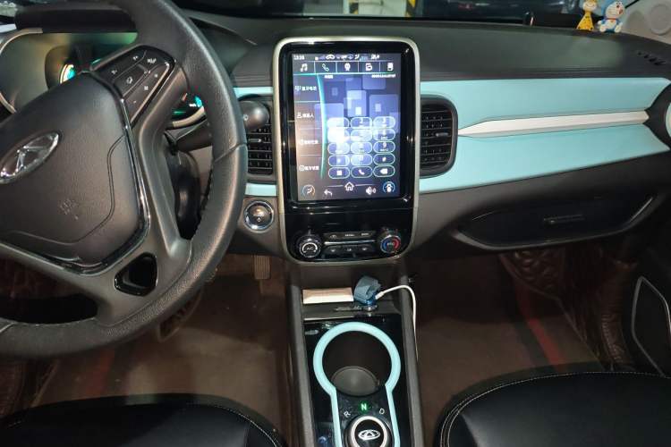 Used Chery QQ Little Ant 2021 200 000 Yuan "Ant Fan" Edition Energized Version NMC Lithium Battery 301 km Audio And AC Panel