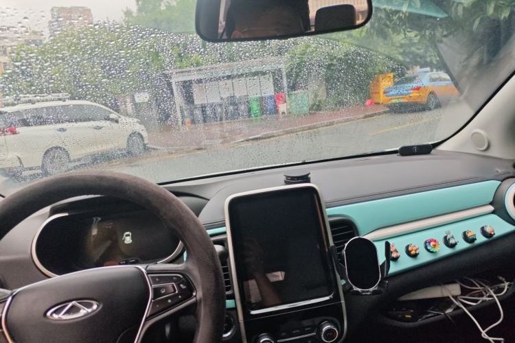 Used Chery QQ Little Ant 2021 200 000 Yuan "Ant Fan" Edition Energized Version NMC Lithium Battery 301 km Center Console