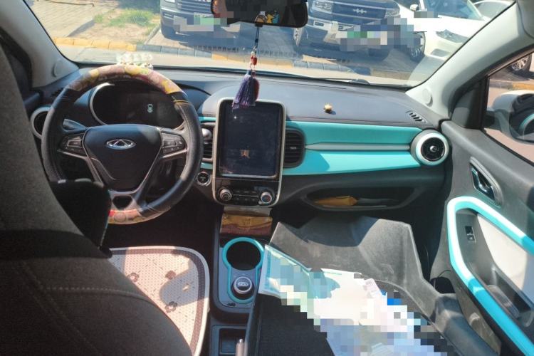 Used Chery QQ Little Ant 2021 150 000 Yuan "Ant Fan" Edition Ant Cool Version with Ternary Lithium Center Console
