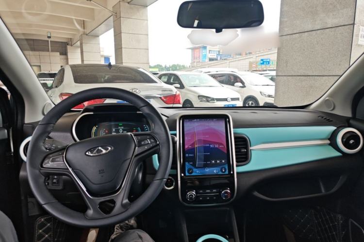 Used Chery QQ Little Ant 2021 150 000 Yuan "Ant Fan" Edition New Ant Cool Version Lithium-Ion Battery Center Console