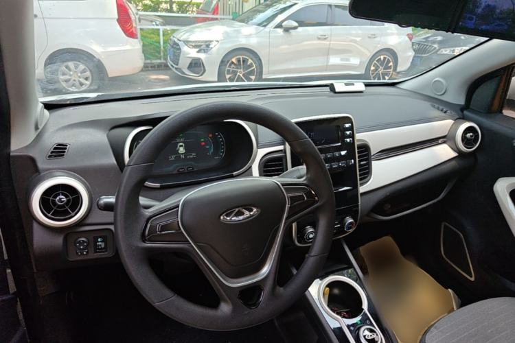 Used Chery QQ Little Ant 2021 200 000-Yuan Ant Fan Edition Energetic Version NMC Lithium Battery 301 km Center Console