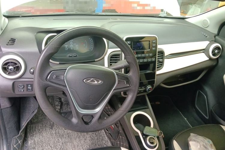 Used Chery QQ Little Ant 2021 200 000-Yuan Ant Fan Edition Energized Version Lithium Iron Phosphate 301 km Center Console