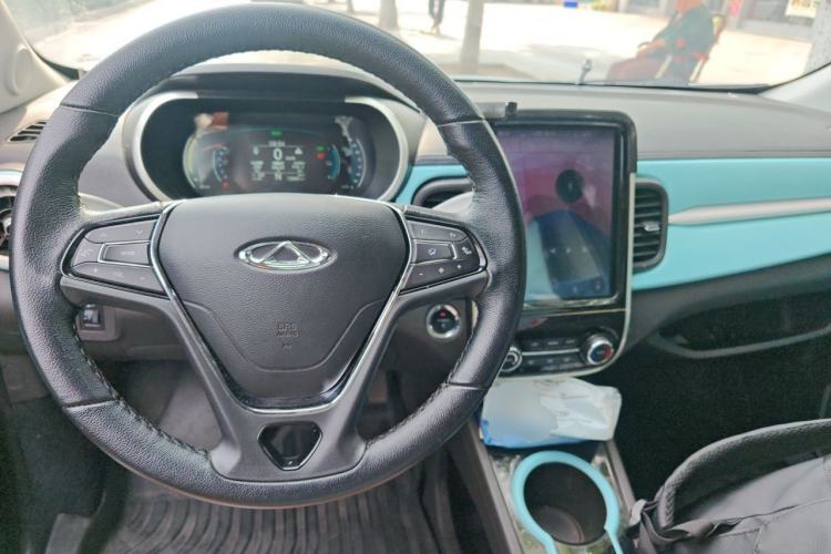 Used Chery QQ Little Ant 2021 Revised Version 150 000 Yuan Ant Fan Edition New Ant Cool Edition Lithium Iron Phosphate Center Console