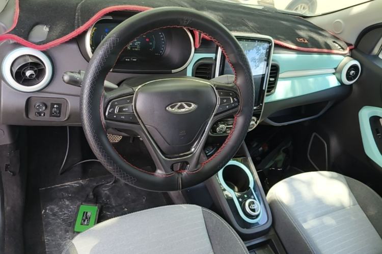 Used Chery QQ Little Ant 2021 150 000 Yuan Ant Fan Edition Ant Cool Version Lithium Iron Phosphate Center Console