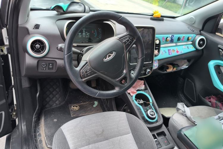 Used Chery QQ Little Ant 2021 150 000 Yuan Ant Fan Edition New Ant Cool Version Lithium Iron Phosphate Center Console