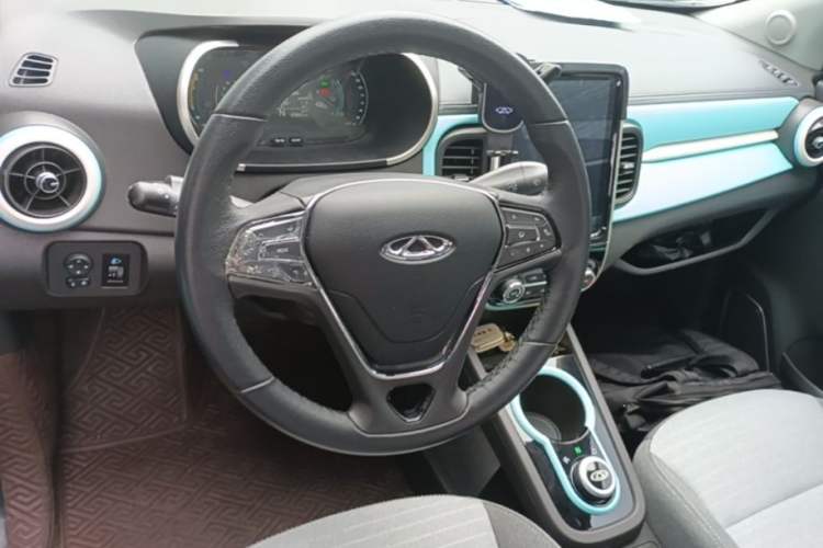 Used Chery QQ Little Ant 2021 150 000 Yuan "Ant Fan" Edition New Ant Xuan Version Lithium-NMC Battery Center Console