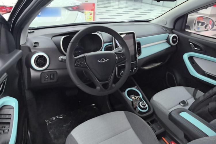 Used Chery QQ Little Ant 2021 150 000 Yuan Ant Fan Edition New Ant Cool Version Lithium Iron Phosphate Center Console