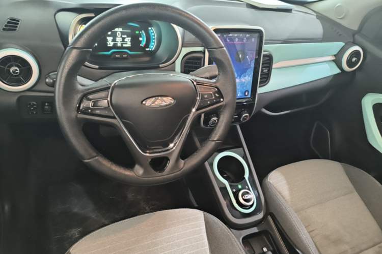 Used Chery QQ Little Ant 2021 150 000 Yuan Ant Fan Edition Ant Cool Version Lithium Iron Phosphate Center Console
