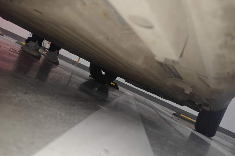 Used Chery QQ Little Ant 2021 150 000 Yuan "Ant Fan" Edition New Ant Cool Version Lithium-Ion Battery Chassis Front Left