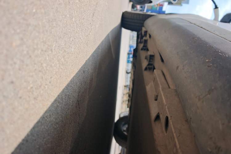 Used Chery QQ Little Ant 2021 150 000 Yuan Ant Fan Edition Ant Cool Version Lithium Iron Phosphate Chassis Front Right