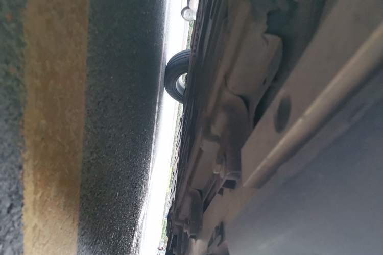 Used Chery QQ Little Ant 2021 150 000 Yuan "Ant Fan" Edition New Ant Cool Version Lithium-Ion Battery Chassis Rear Right