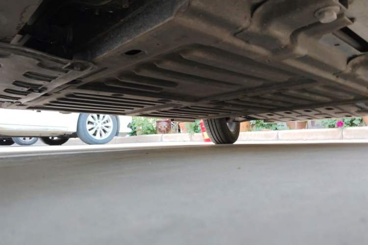 Used Chery QQ Little Ant 2021 150 000 Yuan "Ant Fan" Edition New Ant Xuan Version Lithium-NMC Battery Chassis Rear Right