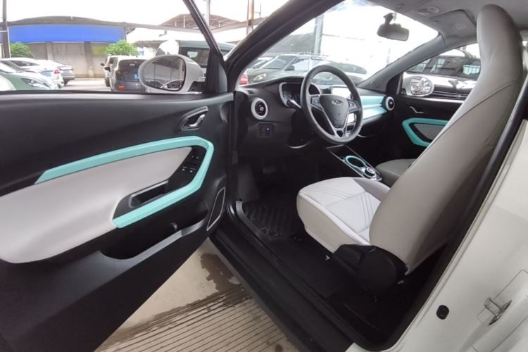 Used Chery QQ Little Ant 2021 200 000-Yuan Ant Fan Edition Talent Version Lithium Iron Phosphate 301 km Driver Seat