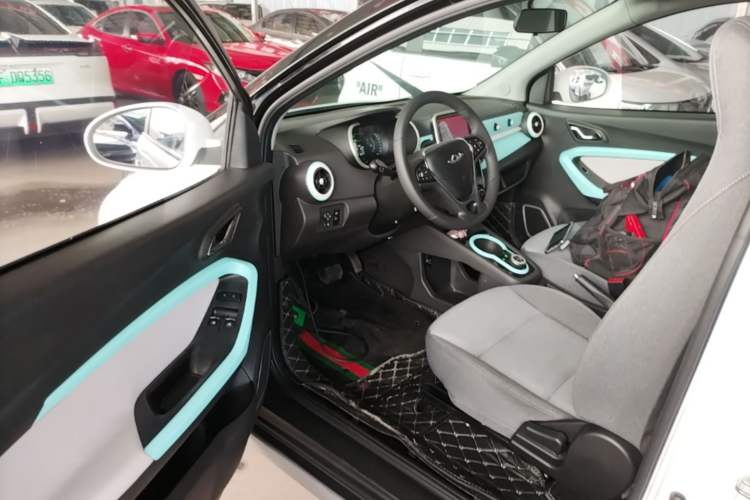 Used Chery QQ Little Ant 2021 150 000 Yuan Ant Fan Edition Ant Cool Version Lithium Iron Phosphate Driver Seat