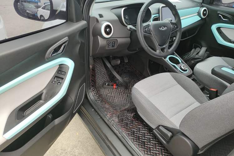 Used Chery QQ Little Ant 2021 150 000 Yuan Ant Fan Edition Ant Stylish Version Lithium-Ion Battery Driver Seat