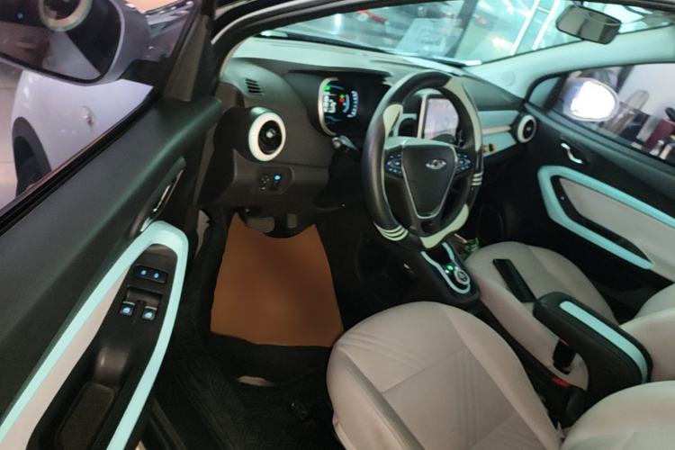 Used Chery QQ Little Ant 2021 200 000-Yuan Ant Fan Edition Talent Version NMC Battery 301 km Driver Seat