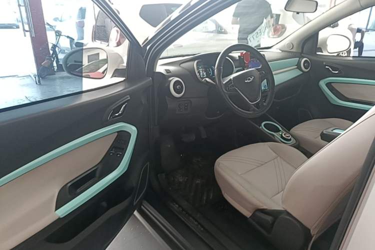 Used Chery QQ Little Ant 2021 200 000-Yuan Ant Fan Edition Talent Version NMC Battery 301 km Driver Seat