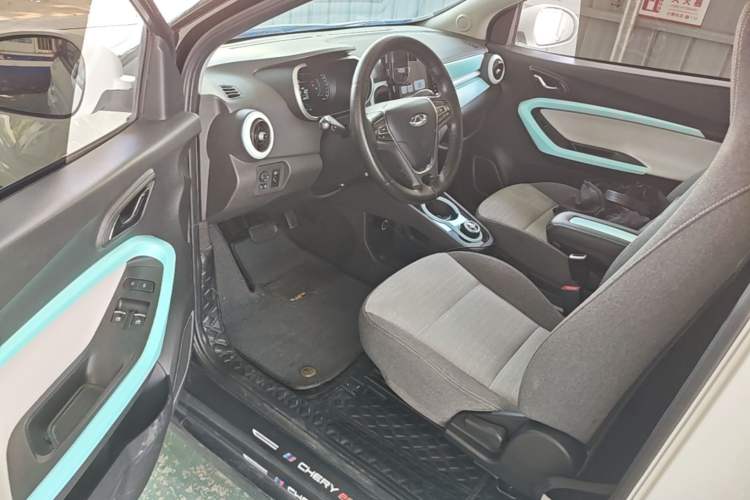Used Chery QQ Little Ant 2021 150 000 Yuan "Ant Fan" Edition New Ant Cool Version Lithium-Ion Battery Driver Seat