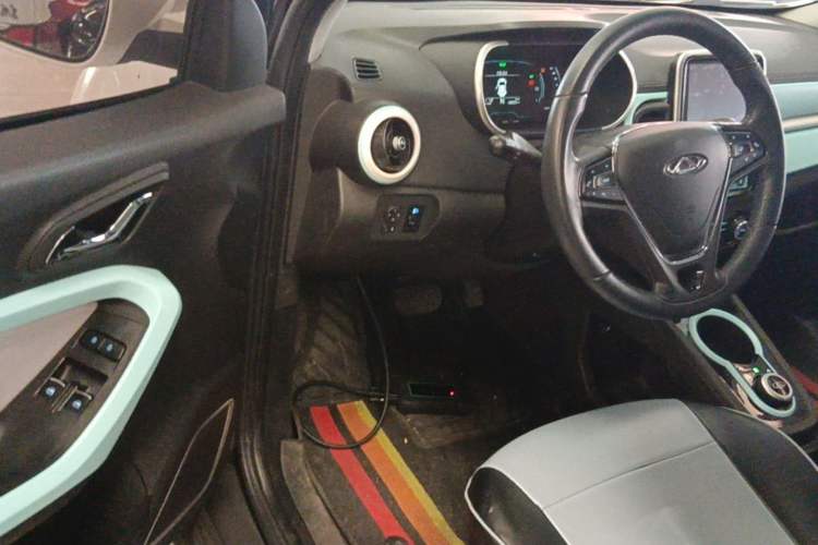 Used Chery QQ Little Ant 2021 150 000 Yuan Ant Fan Edition Ant Trend Version Lithium-Ion Battery Driver Seat