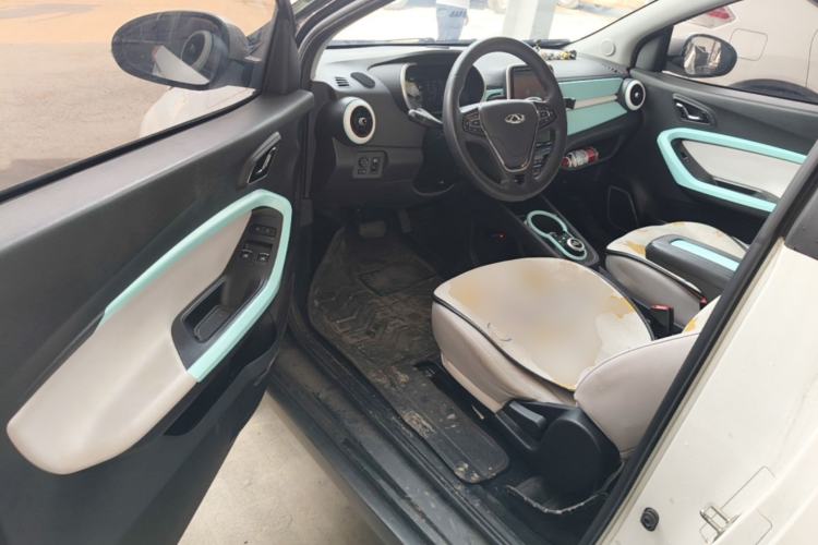 Used Chery QQ Little Ant 2021 200 000-Yuan Ant Fan Edition Oxygen Version Lithium Iron Phosphate 301 km Driver Seat