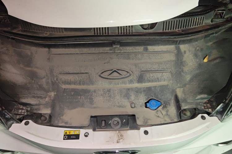 Used Chery QQ Little Ant 2021 150 000 Yuan Ant Fan Edition New Ant Cool Version Lithium Iron Phosphate Engine Bay