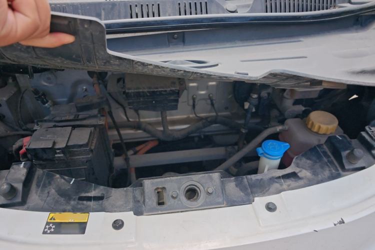 Used Chery QQ Little Ant 2021 150 000 Yuan Ant Fan Edition Ant Cool Version Lithium Iron Phosphate Engine Bay