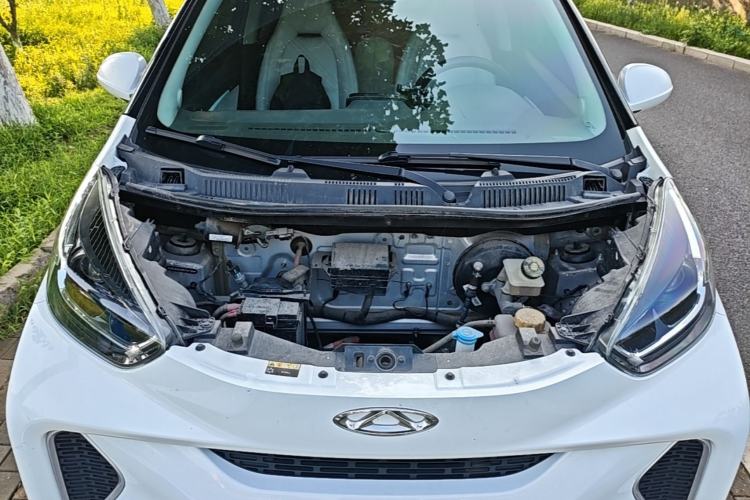 Used Chery QQ Little Ant 2021 200 000-Yuan Ant Fan Edition Talent Version NMC Battery 301 km Engine Bay