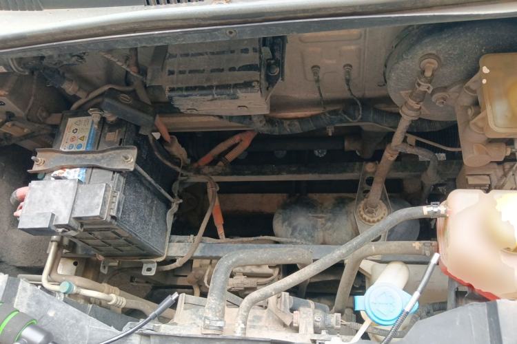 Used Chery QQ Little Ant 2021 200 000-Yuan Ant Fan Edition Energized Version Lithium Iron Phosphate 301 km Engine Bay