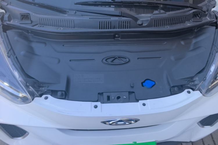 Used Chery QQ Little Ant 2021 200 000-Yuan Ant Fan Edition Energized Version Lithium Iron Phosphate 301 km Engine Bay