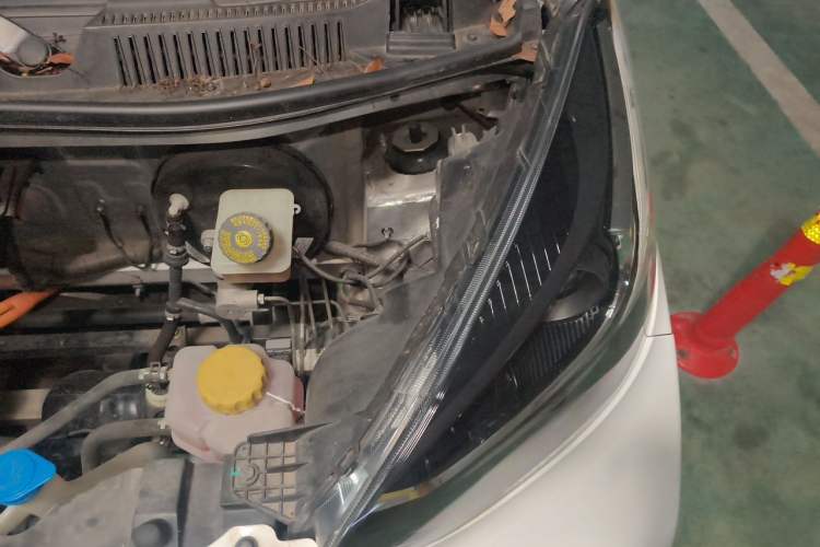 Used Chery QQ Little Ant 2021 150 000 Yuan Ant Fan Edition New Ant Cool Version Lithium Iron Phosphate Engine Bay Left