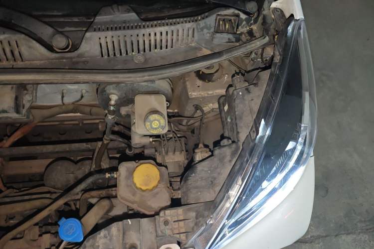 Used Chery QQ Little Ant 2021 200 000-Yuan Ant Fan Edition Oxygen Version Lithium-Ion Battery 301 km Engine Bay Left