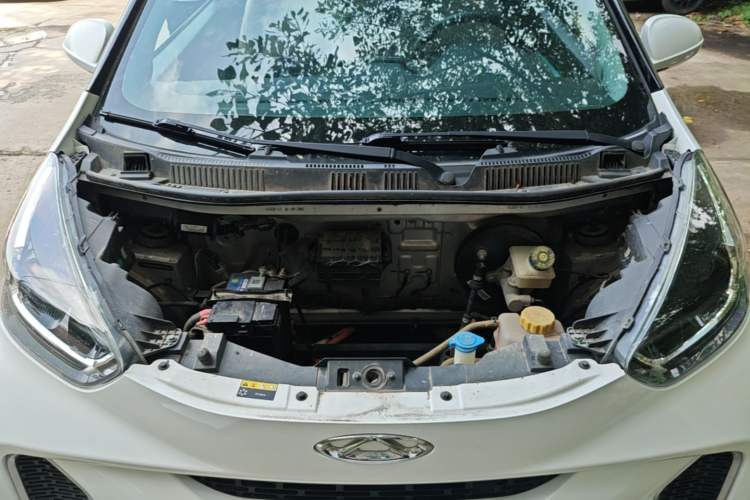 Used Chery QQ Little Ant 2021 200 000-Yuan Ant Fan Edition Talent Version NMC Battery 301 km Engine Bay