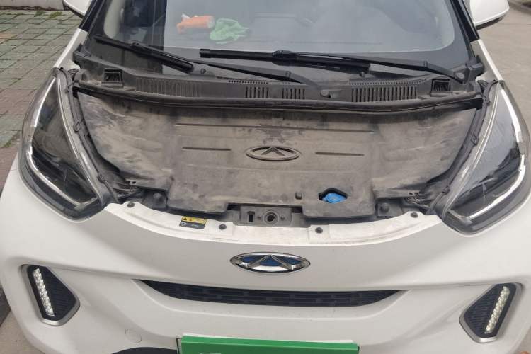Used Chery QQ Little Ant 2021 150 000 Yuan "Ant Fan" Edition New Ant Xuan Version Lithium-NMC Battery Engine Bay