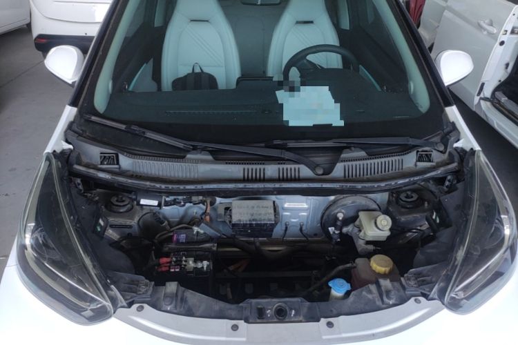 Used Chery QQ Little Ant 2021 200 000 Yuan Ant Fan Edition Energized Version NMC Lithium Battery 408 km Engine Bay